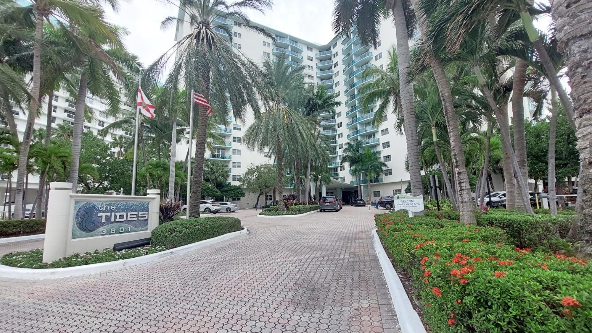 The Tides Apartments On The Beach Hollywood Bagian luar foto