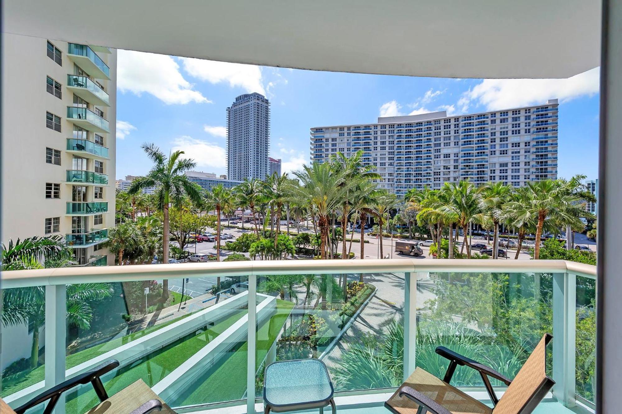 The Tides Apartments On The Beach Hollywood Bagian luar foto