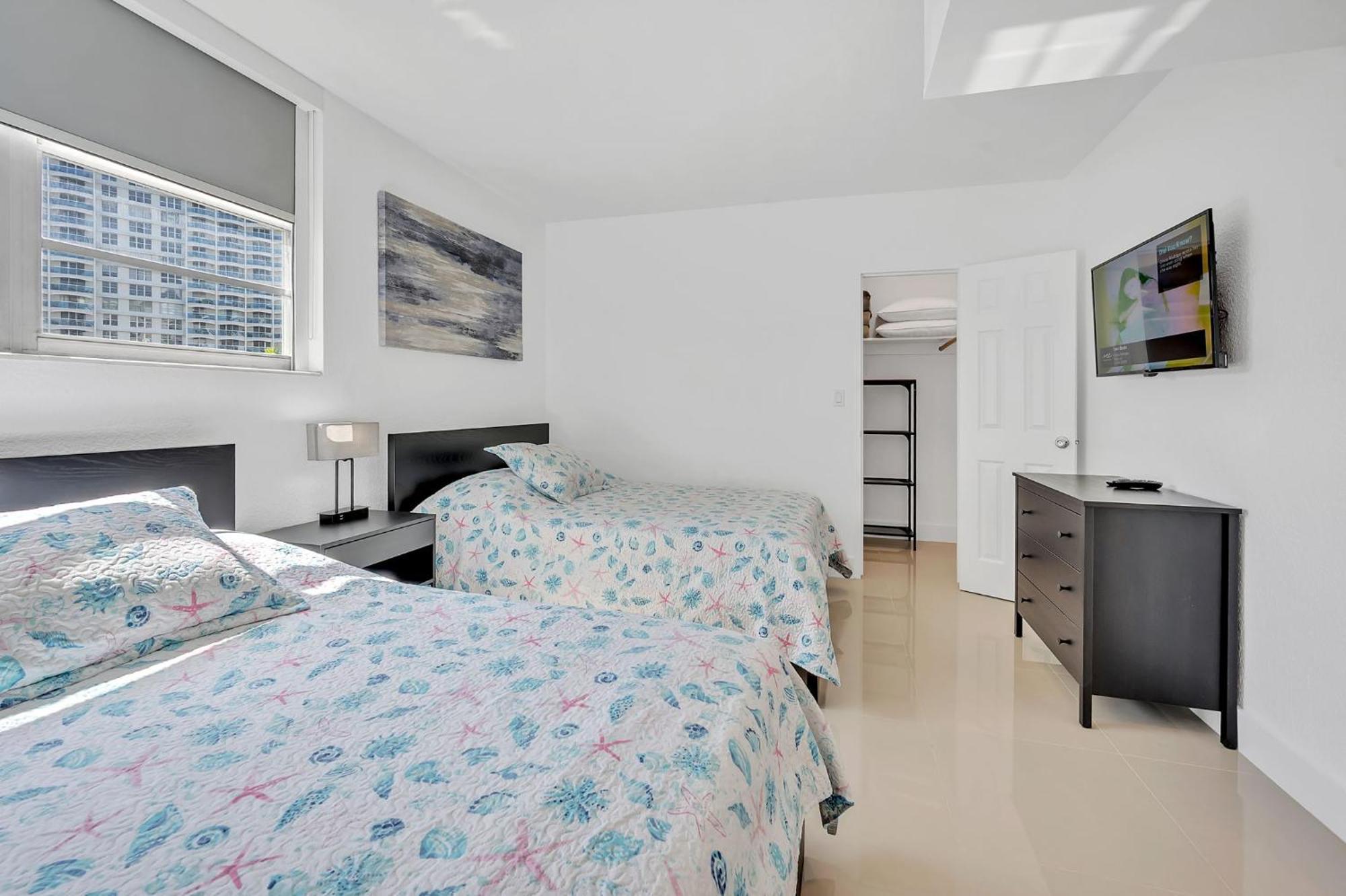 The Tides Apartments On The Beach Hollywood Bagian luar foto