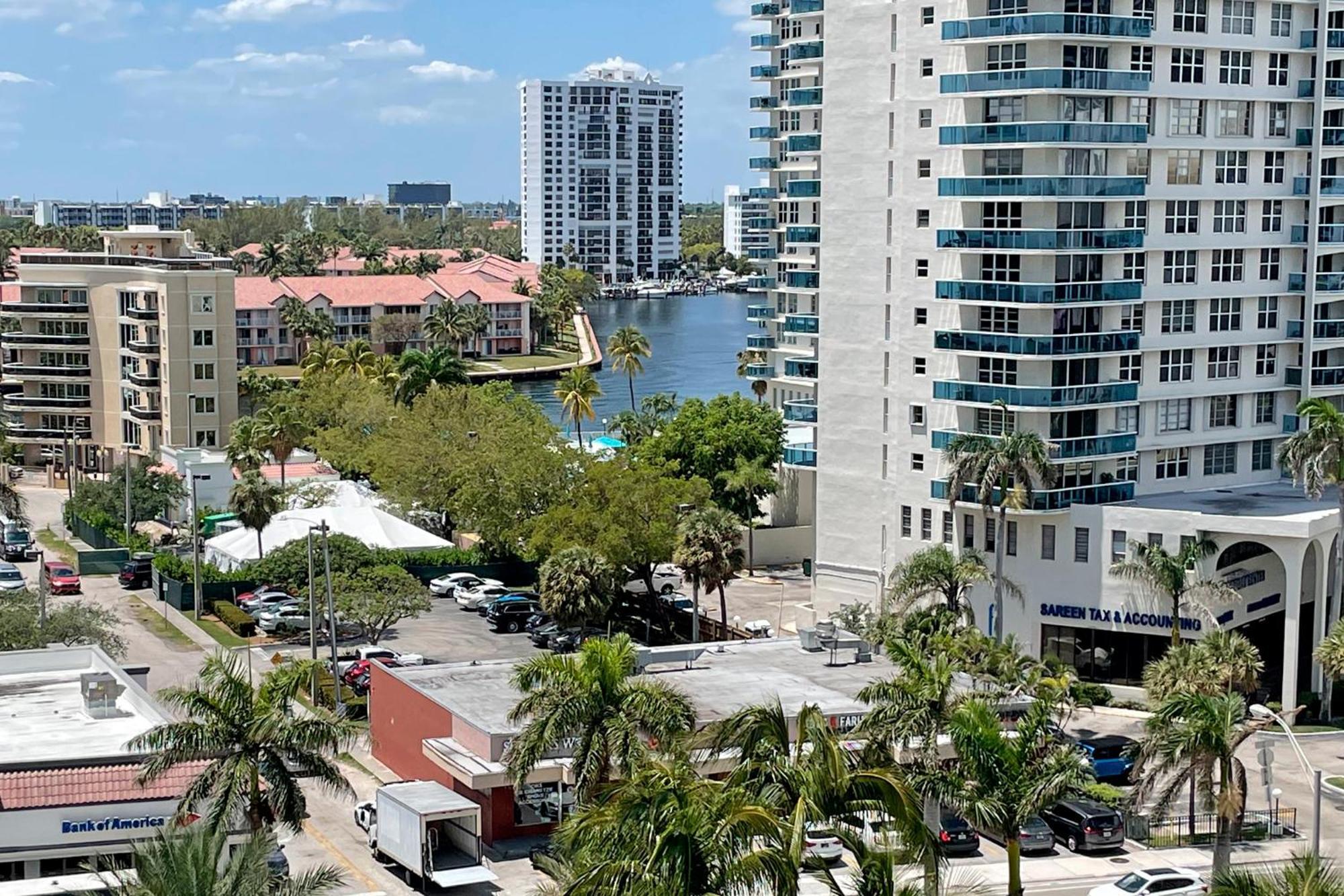 The Tides Apartments On The Beach Hollywood Bagian luar foto