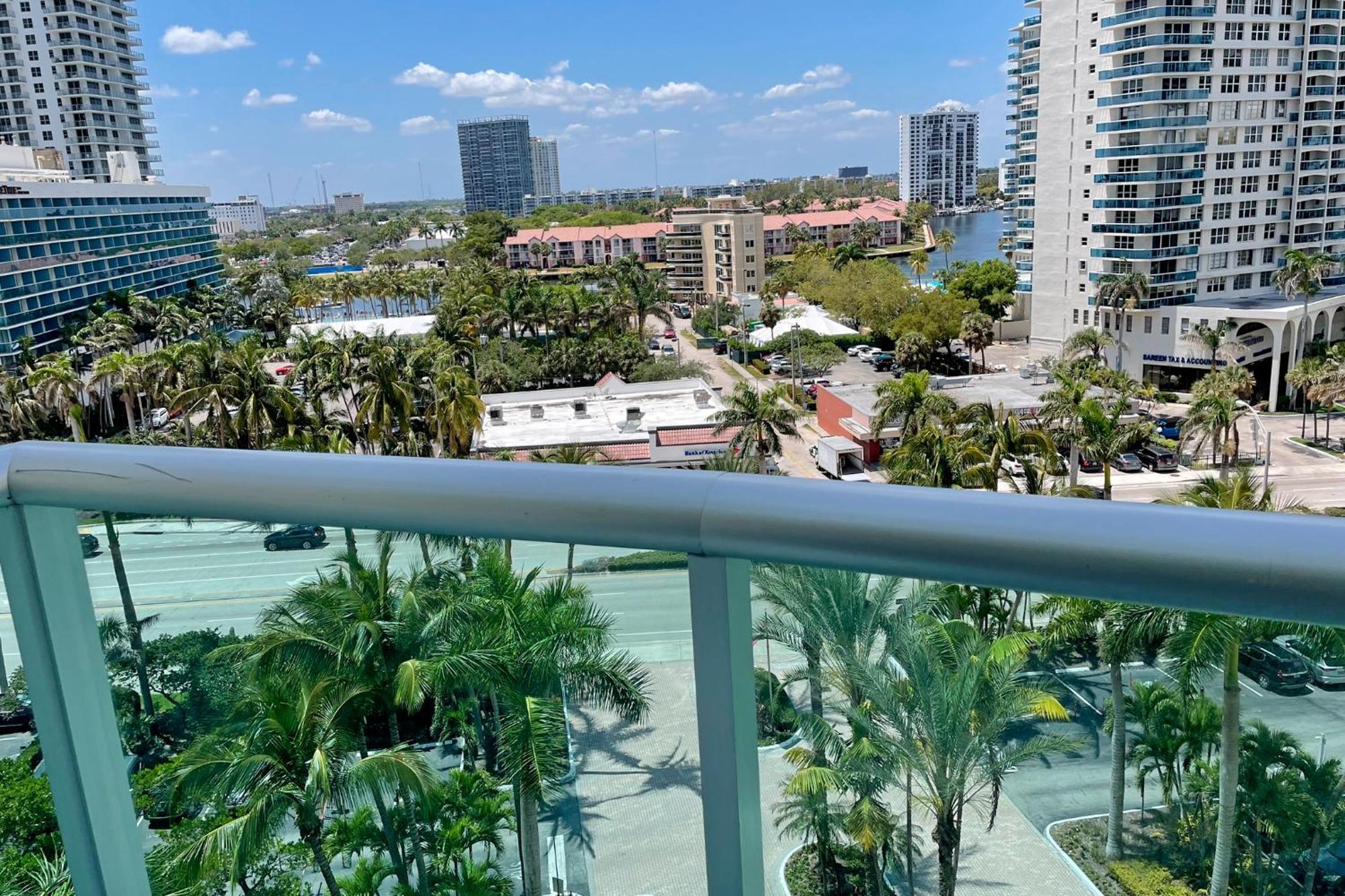 The Tides Apartments On The Beach Hollywood Bagian luar foto