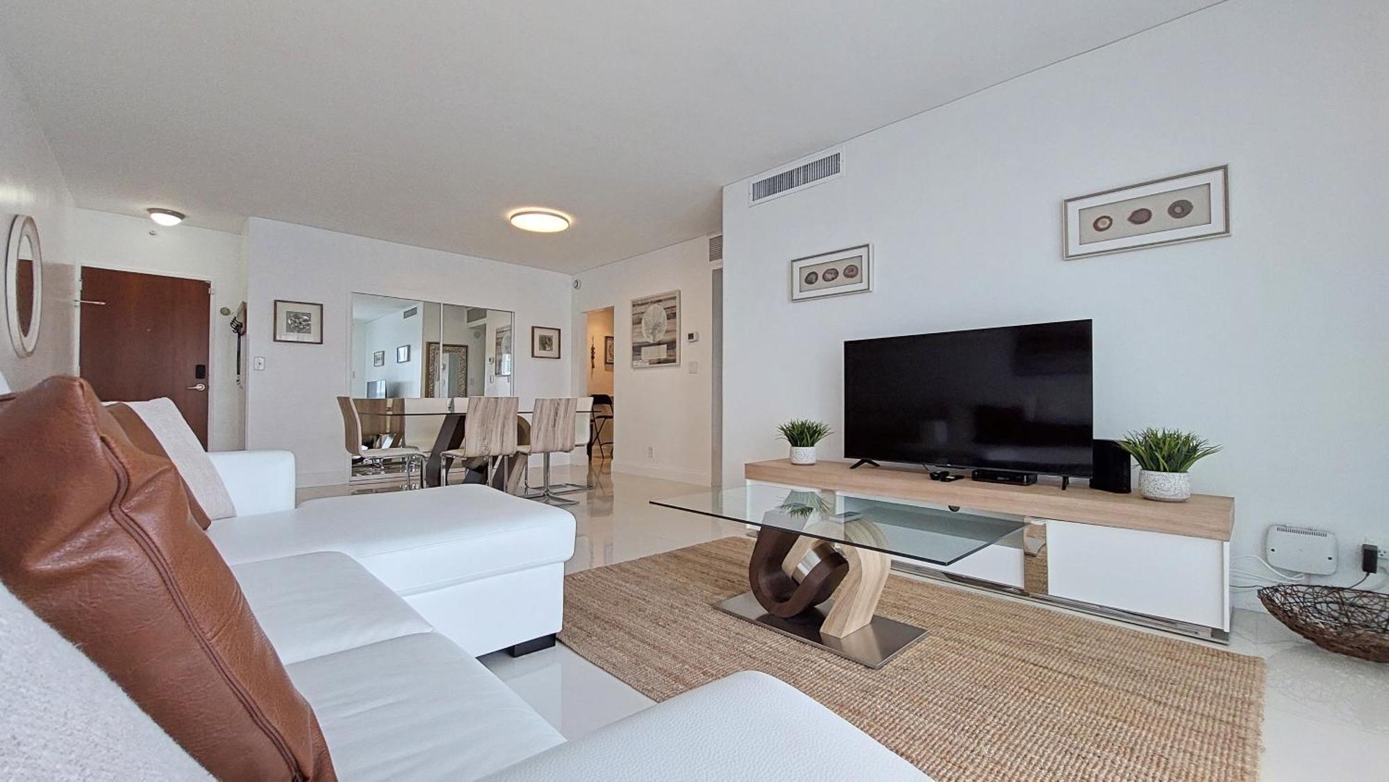 The Tides Apartments On The Beach Hollywood Bagian luar foto