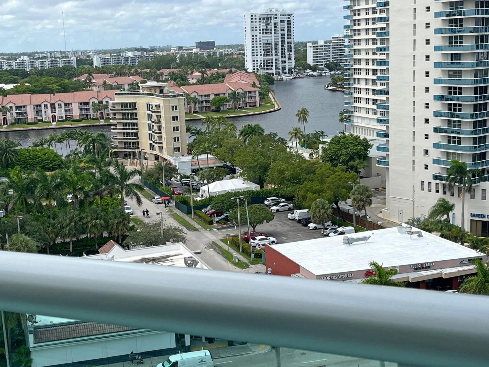 The Tides Apartments On The Beach Hollywood Bagian luar foto