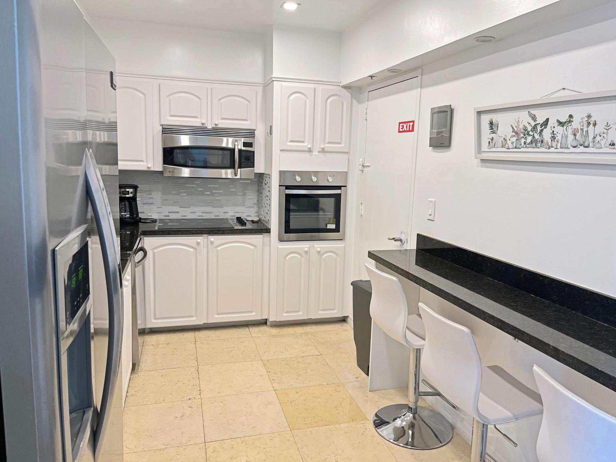 The Tides Apartments On The Beach Hollywood Bagian luar foto